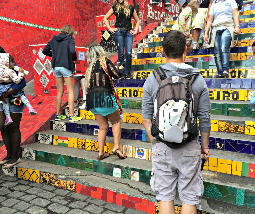 Rio with family stairs Copyright©2016 reserved to photographer via mapandfamily.com