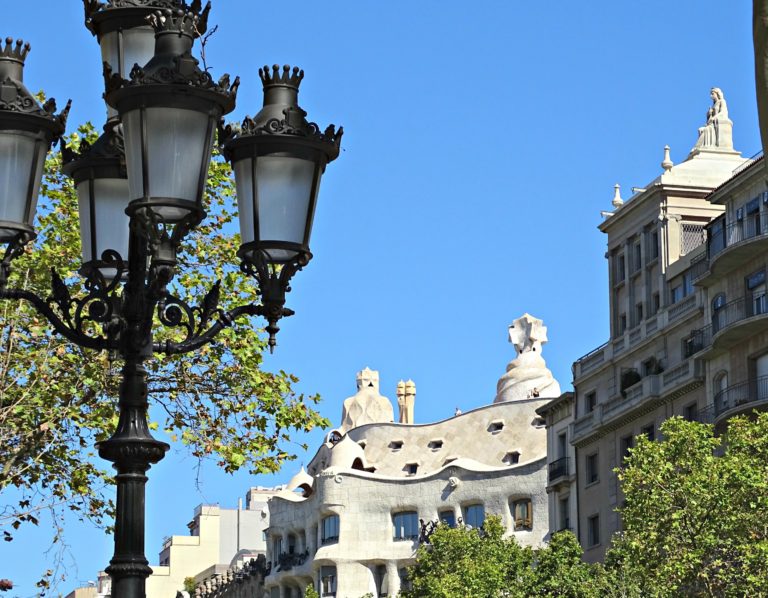 Barcelona city break – tips on eating, sleeping and getting around for first time visitors