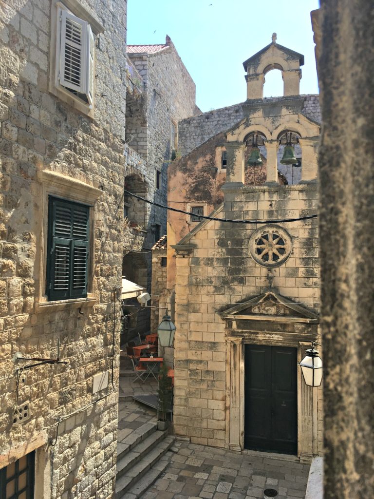 Dubrovnik things to do. Medieval streets. Copyright©2017 reserved to photographer via mapandfamily.com