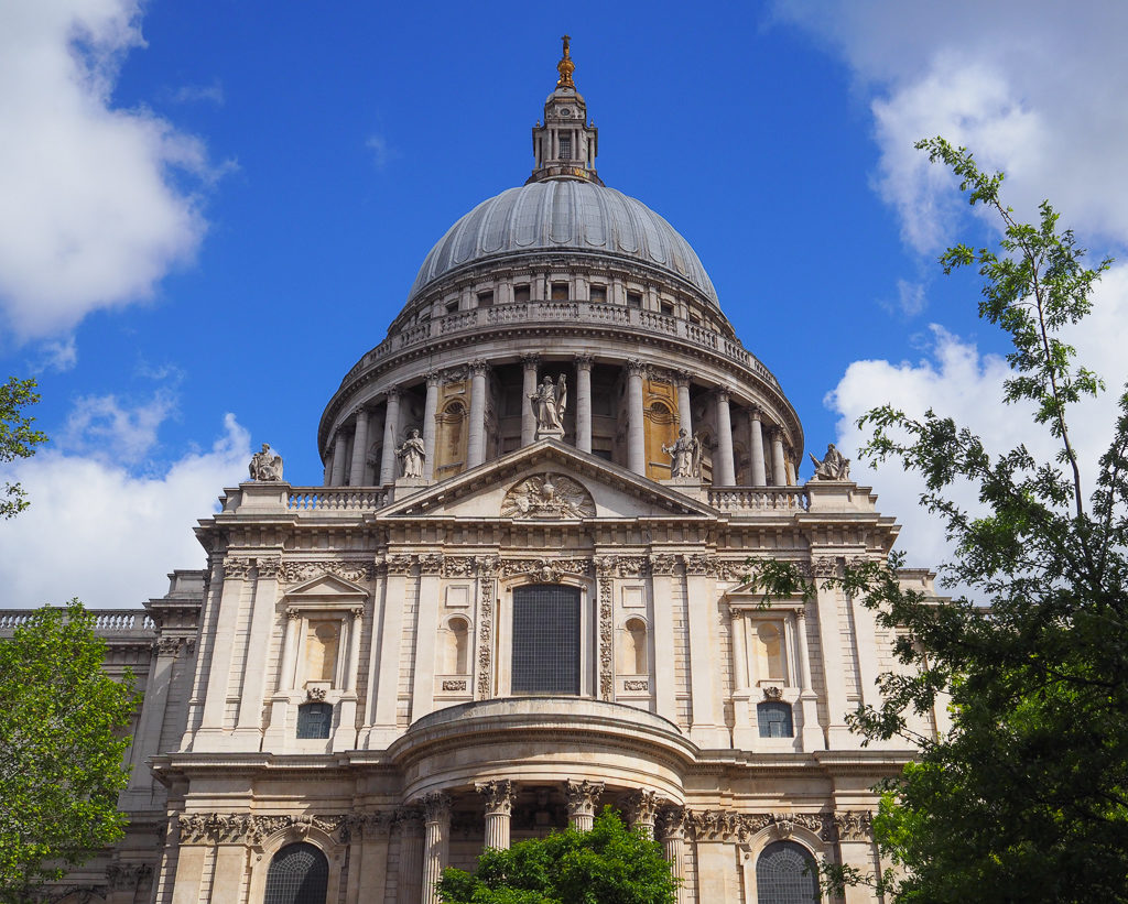 2 Days in London. St Paul's cathedral. Copyright ©2019 mapandfamily.com 